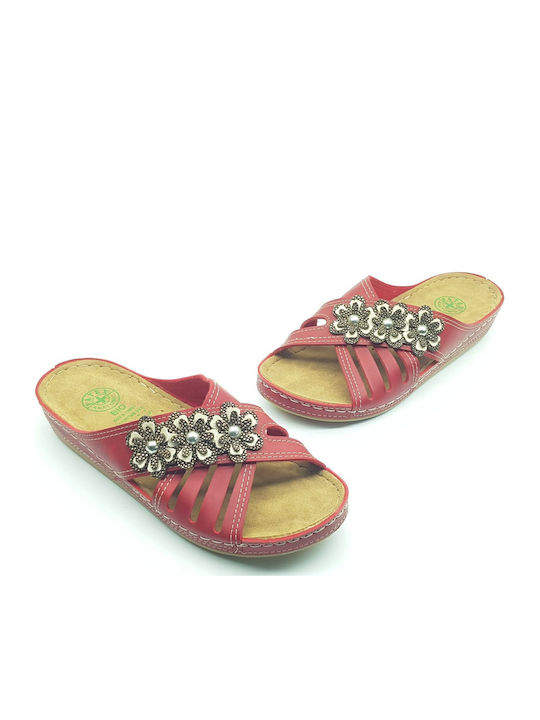 Women's Flat Sandals in Red Color