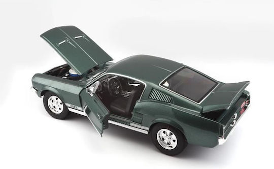 Metal Miniature Vehicle Maisto 1967 Ford Mustang Gta Fastback Green for Children Aged 6 and Up