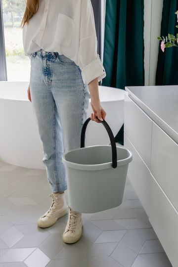 York Mop Bucket with Squeezer Plastic Capacity 13lt