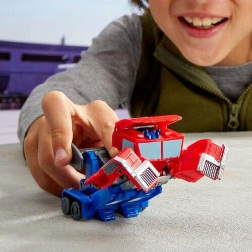Φιγούρα Δράσης Earthspark 1-step Smash Changers Transformers Optimus Prime 10εκ.