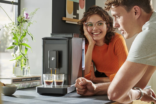 Tchibo Esperto2 Caffe Автоматична Еспресо Кафемашина 1470W Налягане 19bar с Мелачка Черна 650614