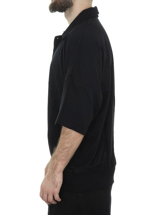 Nineteen Apparel Club