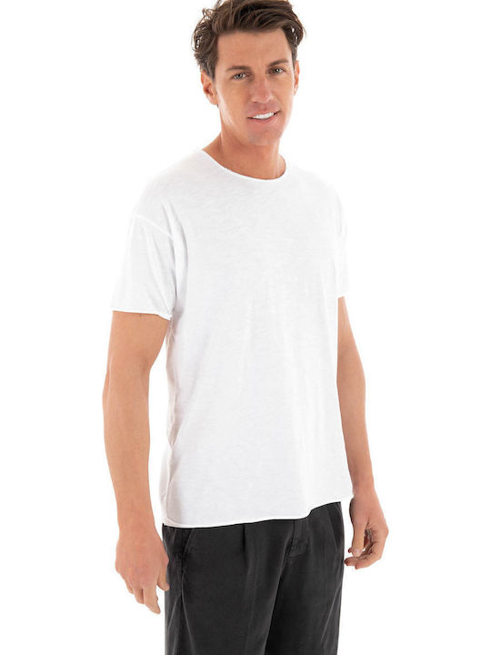 T-shirt White