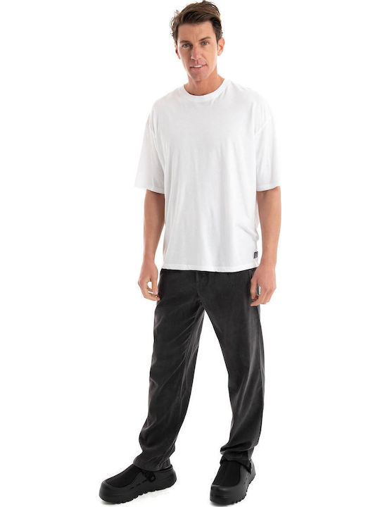 T-shirt White