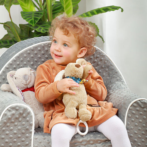 Babyono Κρεμαστό Παιχνίδι Αυτοκινήτου με Μουσική Rabbit Milly για Νεογέννητα