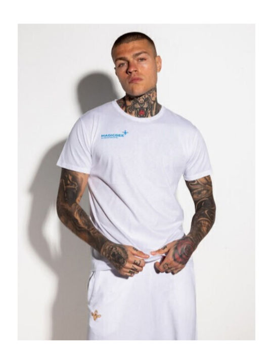 T-shirt White