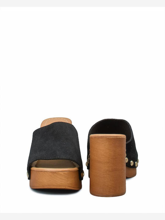 Mules with Heel in Black Color