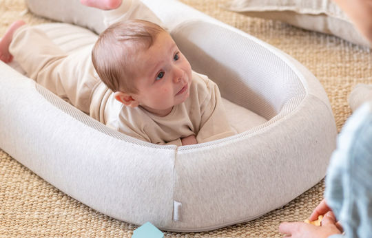 Inglesina Pernă pentru bebeluși în formă de cuib Balance Green