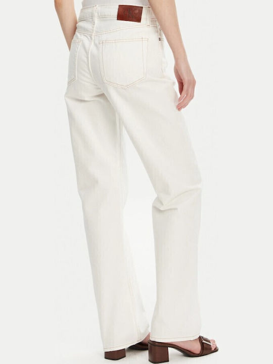 Trousers in Straight Line White