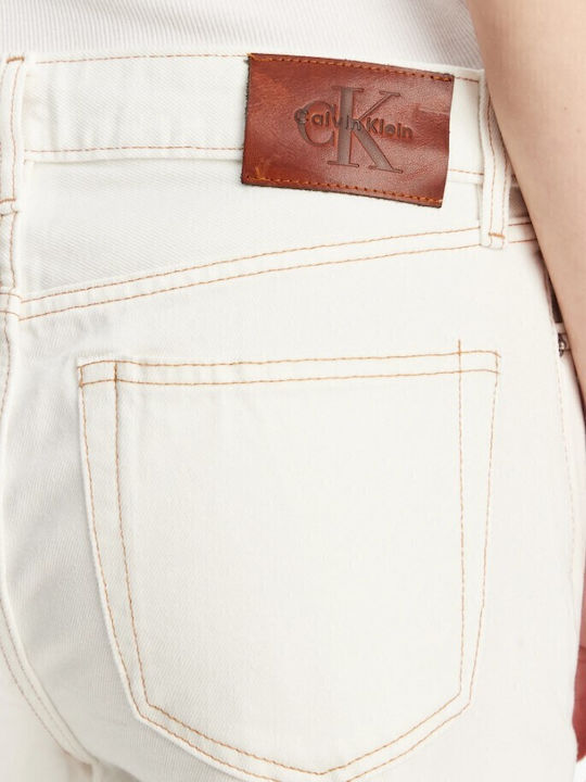 Trousers in Straight Line White