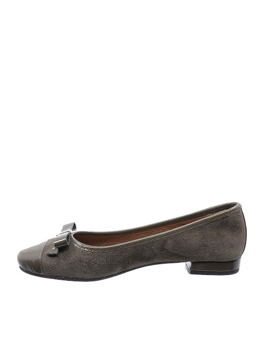 Leder Pumps mit Riemchen Grün