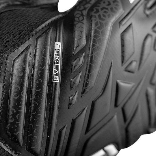 Reusch Attrakt Resist Adults Goalkeeper Gloves Black
