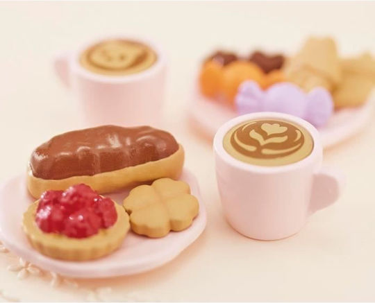 Epoch Toys Candy Party Sylvanian Families για 3+ Ετών (Διάφορα Σχέδια)