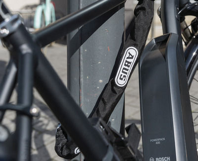 Abus Motorrad-Diebstahlsicherungskette mit Länge 110cm Schwarz Farbe