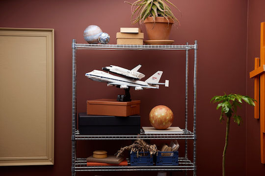 LEGO Icons Shuttle Carrier Aircraft за Възраст 18+ Бройки 2417