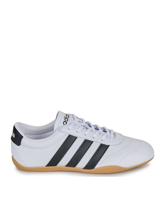 Grand Court Sneakers Бял