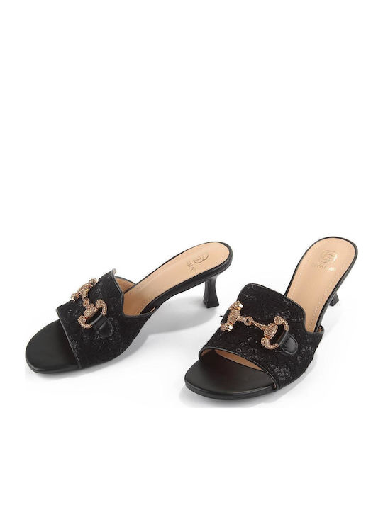 Mules with Low Heel in Black Color