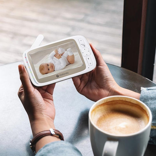 Motorola Baby Monitor with Camera & Screen 5" , Two-way Communication & Lullabies