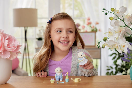 Epoch Toys Flower Garden Sylvanian Families For Age 3+