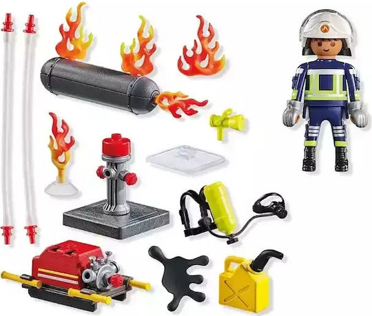 Playmobil Екшън герои Пожарникар с водна помпа за 4-10 години