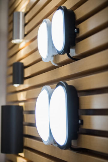 Ledvance Bulkhead Wandmontierte Außen-Deckenleuchte LED IP54 11W mit Natürliches Weiß Licht 21.6x7.9x14.3εκ.