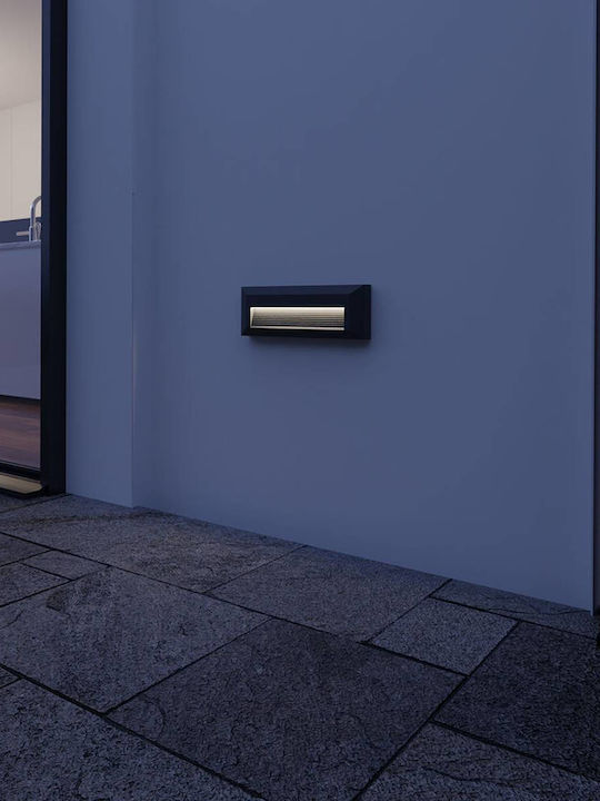 Braytron Στεγανό Επιτοίχιο Εξωτερικό Φωτιστικό LED 3W 23x8εκ. Braytron Στεγανό Επιτοίχιο Εξωτερικό Φωτιστικό LED 3W 23x8εκ.
