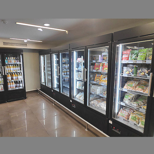 Bambas Frost Gewerblicher Kühlraum Vitrine L70 x B72 x H200cm.