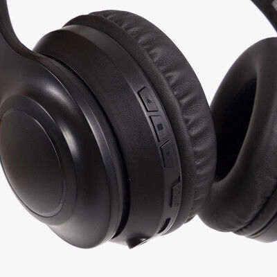 ANC800 Wireless / Wired On Ear Headphones with 18 hours of Operation Black