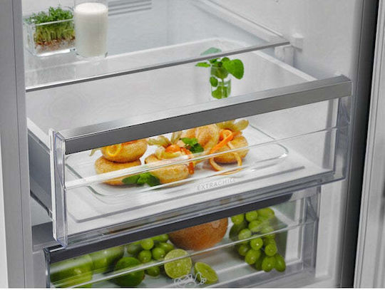 Electrolux Ψυγειοκαταψύκτης 331lt NoFrost Υ186xΠ59.5xΒ65εκ. Inox LNC7ME32X3