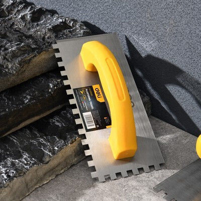 Deli Σπάτουλα Πλαστική Οδοντωτή 230x100mm με Πλαστική Λαβή DL509310