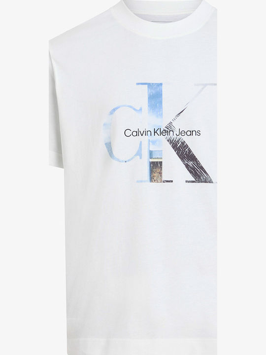 T-shirt White