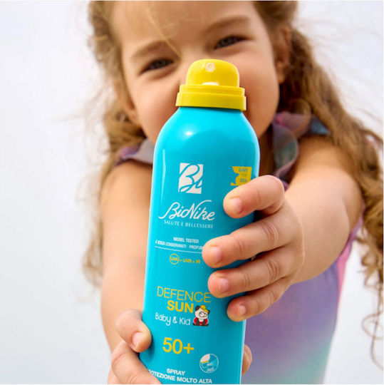 Bionike Defence Sun Baby & Kid Lapte Solar SPF50 Waterproof Protecție Solară Pentru Bebeluși Spray Pentru Față 200ml