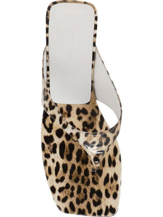 Sandalen aus Lackleder Leopard