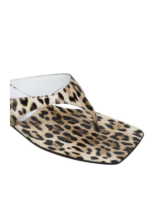 Sandalen aus Lackleder Leopard