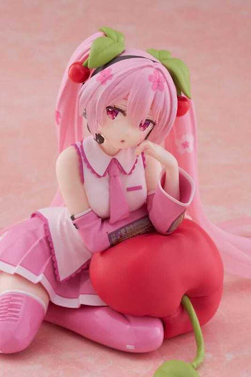 Taito Corporation Sakura Figurină
