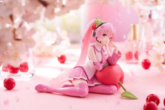 Taito Corporation Sakura Figurină