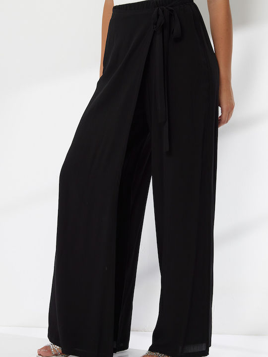 Women's Fabric Trousers with Rubber Band in Loose Fit Black