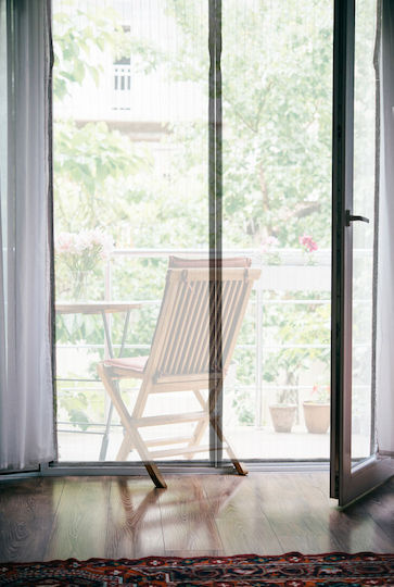 Σίτα Πόρτας με Σκρατς με Μαγνητικό Κούμπωμα Μαύρη 210x100cm