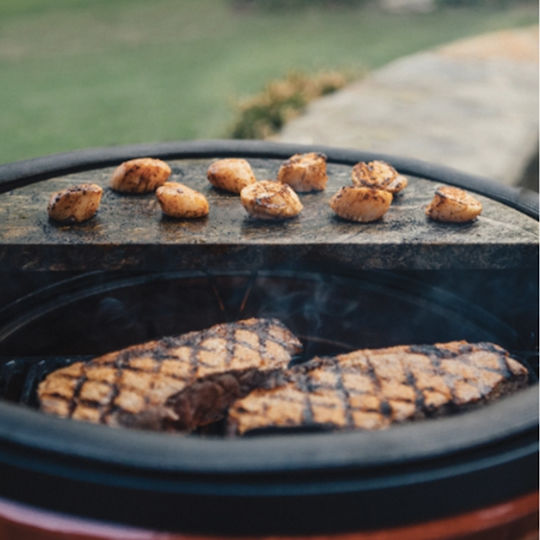 Kamado Joe Αντικολλητική Πλάκα Ψησίματος Διπλής Όψης με Κεραμική Λεία Επιφάνεια 46.4x22.2x1.9εκ.