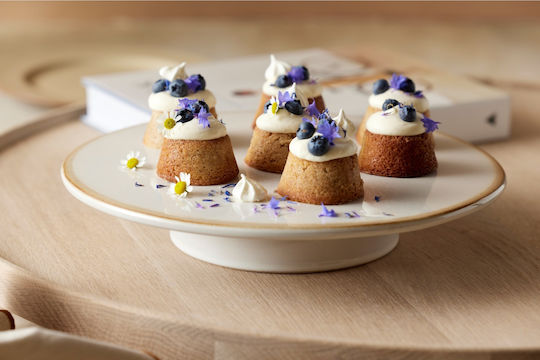 Bitz Cake Stand Beige 30x30cm