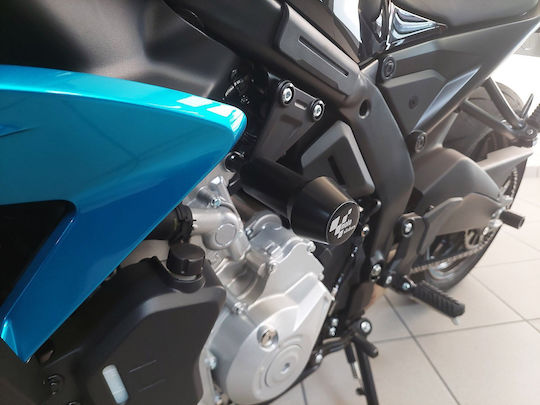 Протектори Гъби Рамка Cf Moto 675nk 2025