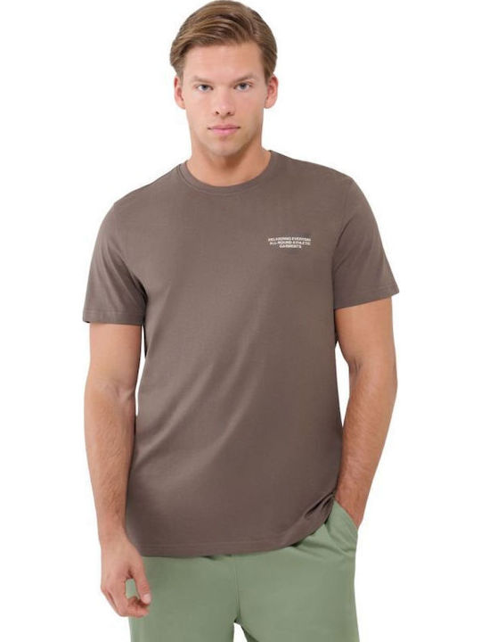 Brown T-shirt