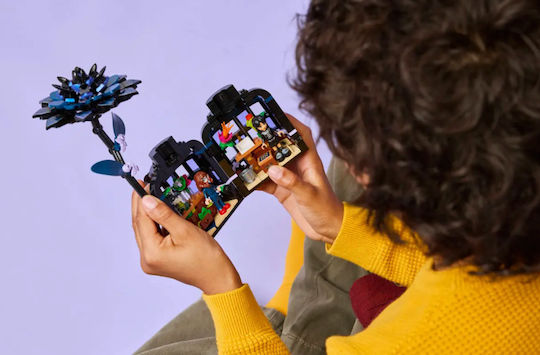 LEGO Wednesday Black Dahlia Flower За 9+ Години 358 Бройки