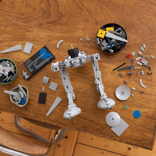 LEGO Star Wars TM AT-ST Walker for 18+ Years 1513 Pieces