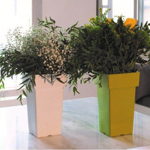 Viomes Pot Plastic Charcoal 33x33x60cm.