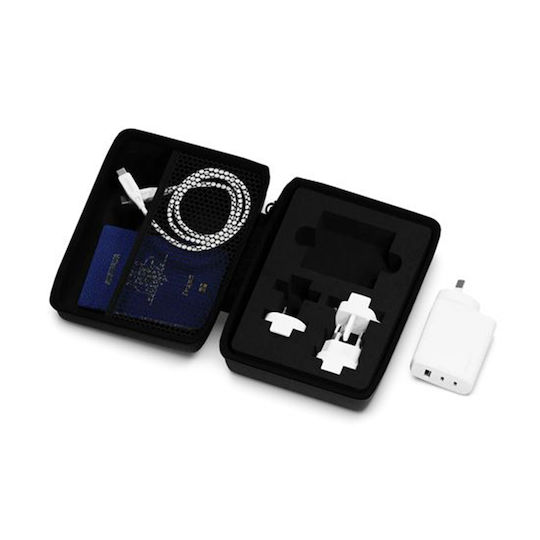 Cygnett Încărcător Fără Fir GaN Cu Port USB-A și 2 Porturi USB-C 67W Livrarea Energiei Alb