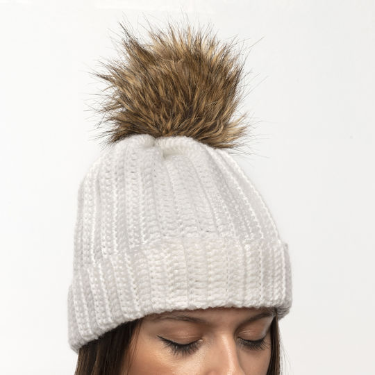 Pom Pom Beanie Beanie Knitted in White color