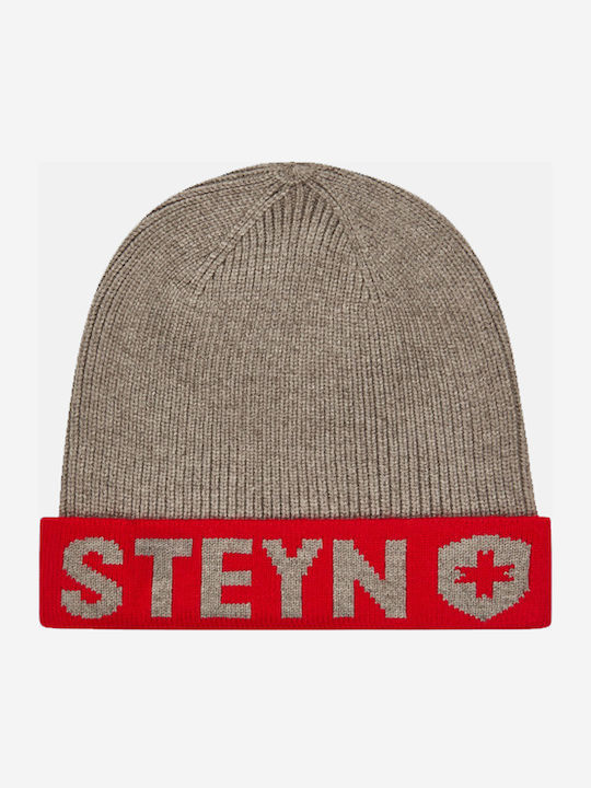 Beanie Unisex Beanie Knitted in Red color