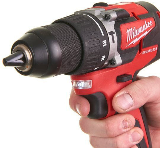 Milwaukee M18 CBLPD-502C Κρουστικό Δραπανοκατσάβιδο Μπαταρίας Brushless 18V 2x5Ah