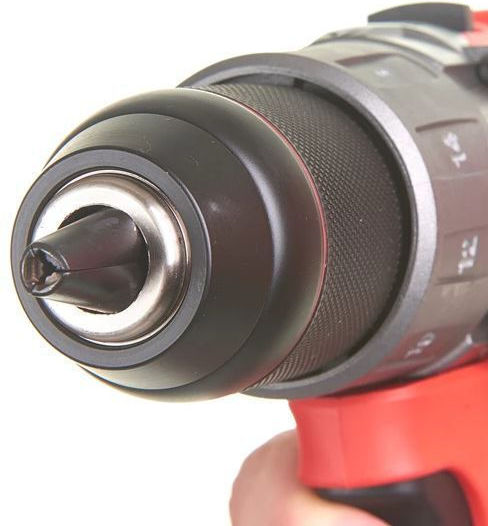 Milwaukee 3990947 Set Angle Wheel & Drill Driver & Impact Screwdriver & Excavator 18V with 2 Batteries 5Ah and Case